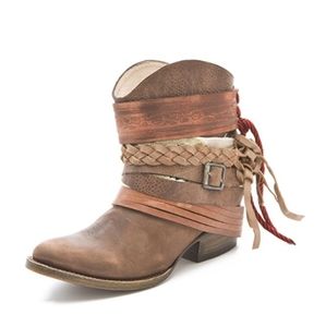 Freebird by Steven Wraparound boots